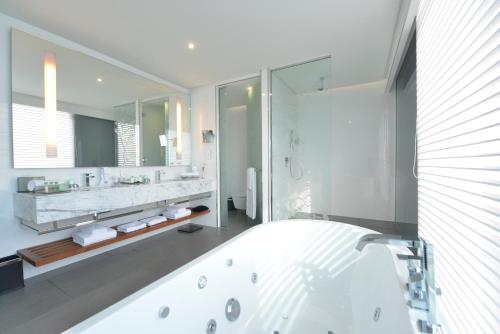 Ramee Grand Hotel And Spa Ramee Grand Hotel And Spa