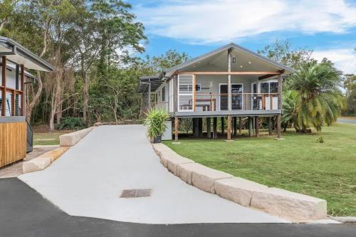 The Palm Cabin 2 in Mylestom