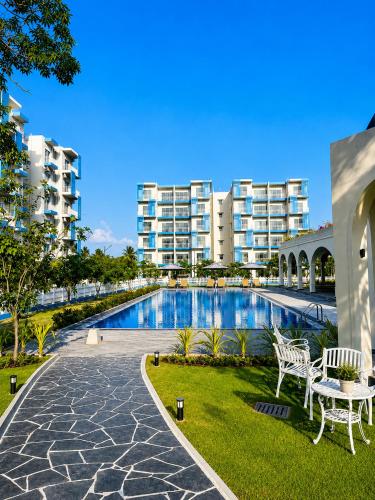 Signature 2BR - Luxury Villa - Santorini - Negombo in Kadirana North