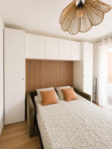 Elegant Air-Conditioned Studio Apartment with Balcony 2 people
