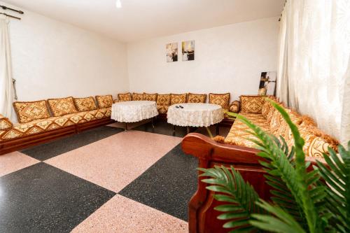 Spacious Apart in a Villa - 3 min to Beach in Swiss City