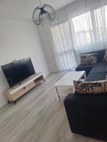 Spacious 2-Bedroom Apartment near Dragonul Roșu