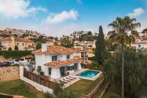 Villa en la parte baja de Riviera del Sol