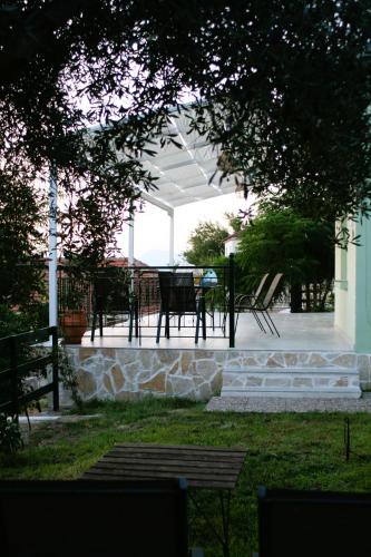Sunset House gîte à louer Acherousía