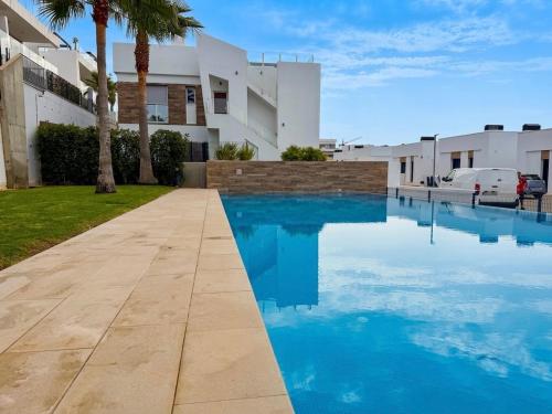 Luxury Apartment Campana Bay, Sea View Solarium & Pool Near Benidorm
