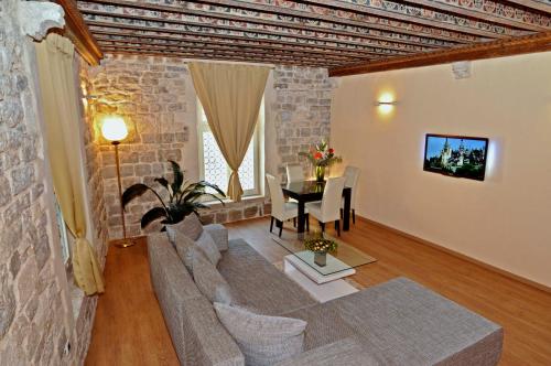 Grisogono Palace Heritage Residence, Split (photo 2)