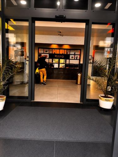 Brxxl 5 City Centre Hostel 1