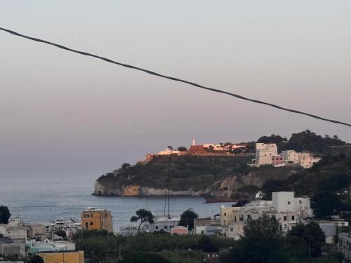 Tra Cielo e Mare Ponza