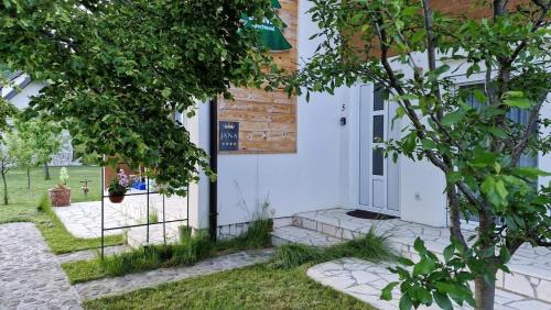 Princess Jana House 5 in Drpe