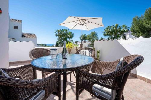 Tetuan 31 Oasis Properties