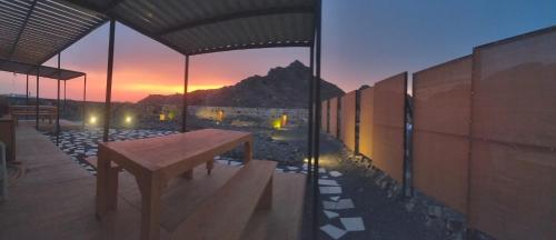 BR retreat and zen garden in Sinadil
