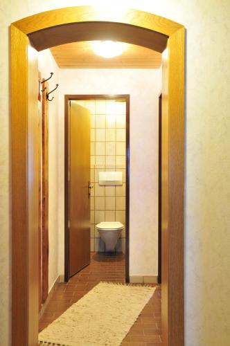 ห้องน้ำ, Haus Koidl in ฮินเตอร์ตุกซ์ กลาเซียร์