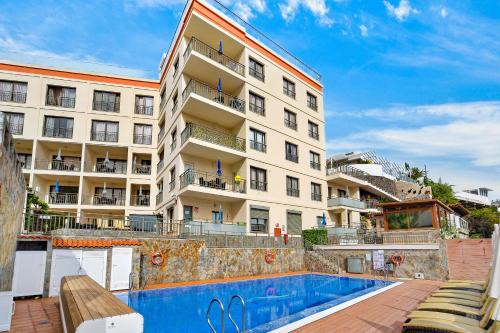 Elisium Apartamentos