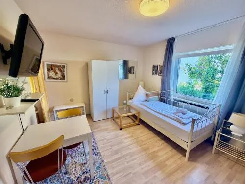 Schickes Apartment zentral in Rhein-Main, WLAN&TV in Wiesbaden, Deutschland