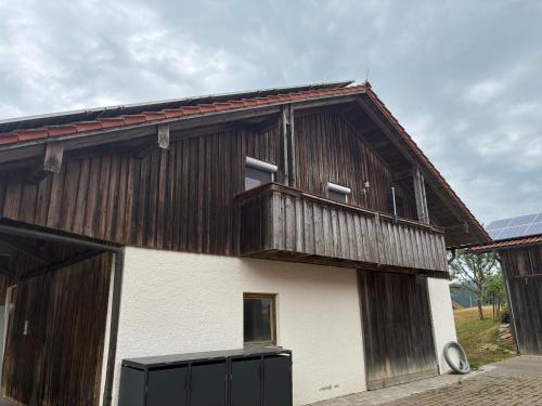 Viesnīcas āriene, Nette, kleine Ferienwohnung auf ehemaligem Bauernhof in Perasdorf