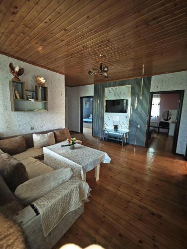 Qebele Romi Family House in Vandam