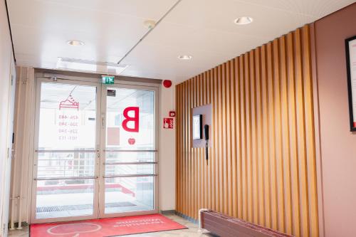 Bejárat, Omena Hotel Helsinki Lonnrotinkatu in Kamppi