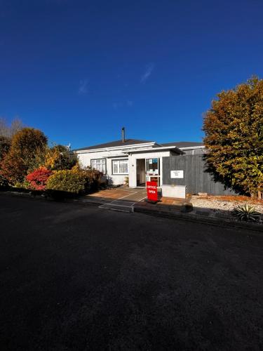 Vestabils, Brooklyne Motel in Awahuri