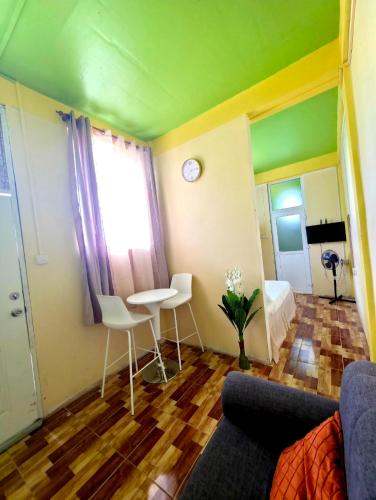 Barefoot Apartments in Saint George