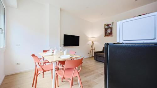 EUR Suites by Rentbeat