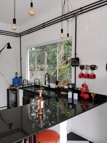 Casa para relaxar, estilosa, privativa e pet friendly in Nazare Paulista