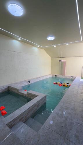 شالية واستراحة فيلا نايت الاشخره in Al Sharqiyah