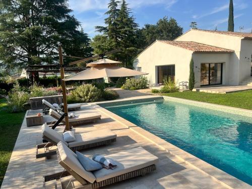 Provençal Villa with gym sauna, 5 min walk Valbonne