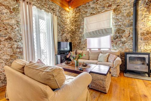 Seaview stone apartment in Ipsos Beach 4