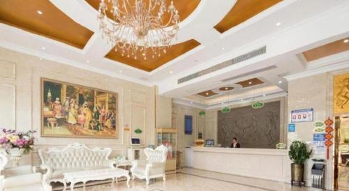 Vienna 3 Best Hotel Shenzhen Bantian Guangya Park Metro Station, Shenzhen