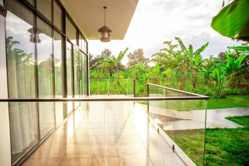 ทัศนียภาพภายนอกโรงแรม, Shose Chalets, Farmhouse & Campsite in โมชี