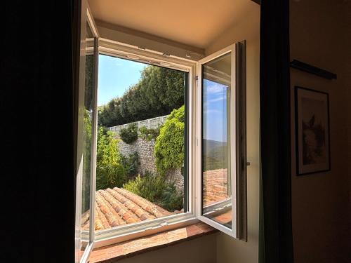Edera Rooms in Tolfa