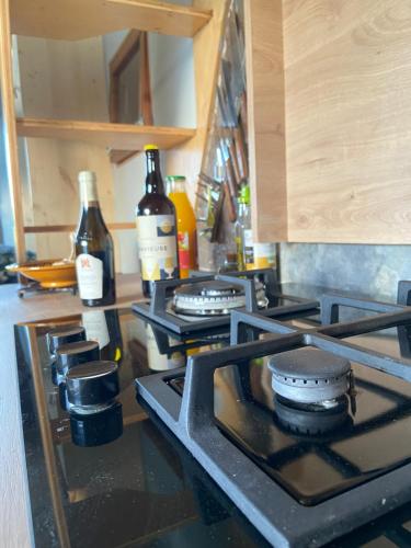 Tiny ou Petite maison sur roulettes in Beaurepaire En Bresse