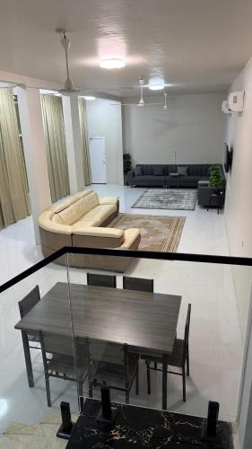 شالية واستراحة فيلا نايت الاشخره in Al Sharqiyah