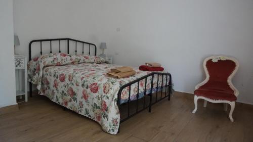 1 queen bed, 1 twin bed
