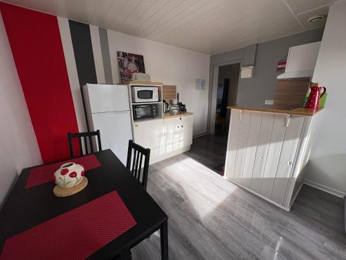 Hirondelles 5 avec terrasse in Eugenie-les-Bains