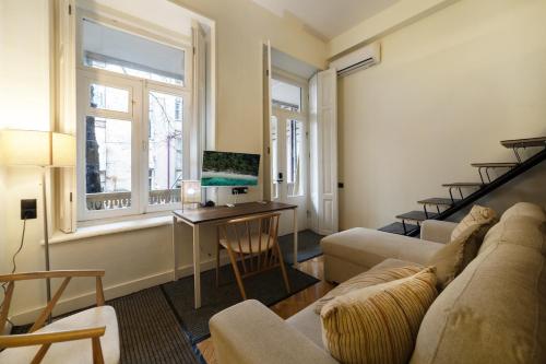 Loft Style Apartment For Digital Nomads in Πόλη Τ'μπιλισι