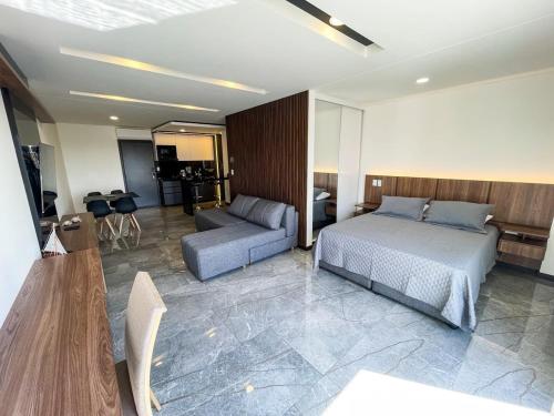 Las Brisas Loft, Pool, Garage & Views