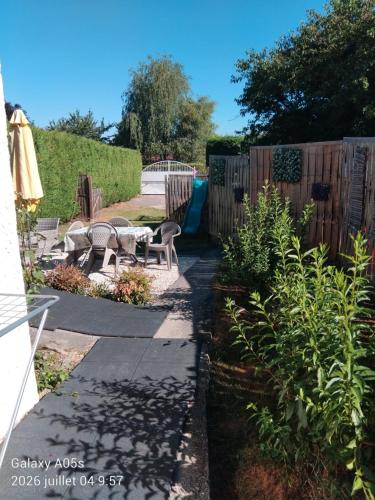 Espace Atypique détente, bien-être (Espace Atypique detente, bien-etre) in Saint-Didier-de-la-Tour