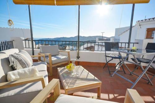 Casa Rosario Frigiliana - Historic townhouse with amazing rooftop terrace