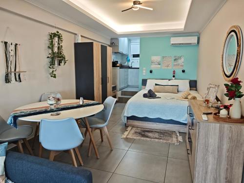 Anatoli - Beachfront House - Magical Sunrise Views - Chios in Agia Ermioni