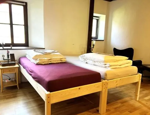 Maritime Ferienwohnung PENZLIN im Rittergut Leppersdorf bei Dresden in Wachau, Deutschland