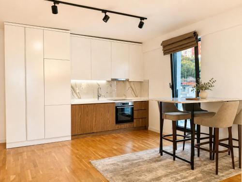 virtuve, Beachfront Apartments Rafailovići - Budva (Beachfront Apartments Rafailovici - Budva) in Rafajlovica