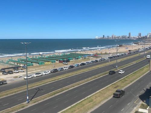 FRENTE al MAR