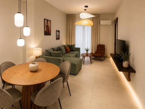 2 bedrooms, 2 beds