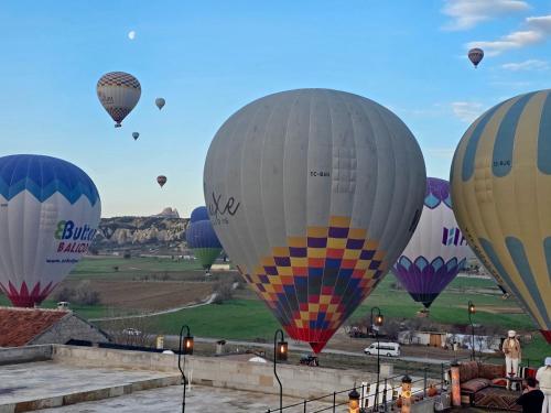 景色, Suleyman Cappadocia - Hot Air Balloon View in ギョレメ