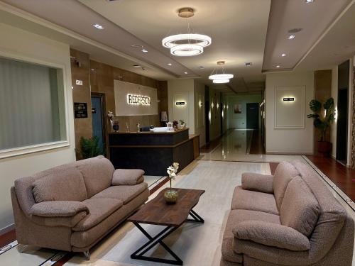 Gold City Hotel by Erebara in Debara