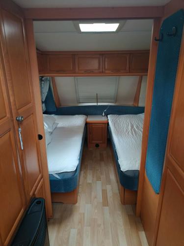 1 queen bed, 2 twin beds, 1 sofa bed