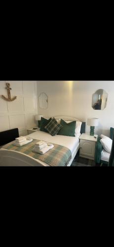 Harbour Inn Room Type - Queen Suite