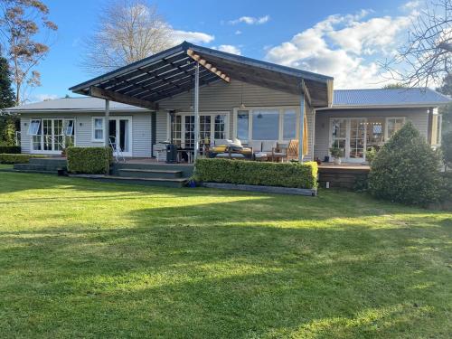 Skats, Tauranga Home - Swimming spapool in Omanawa