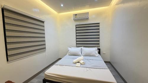 Newly Build - Cozy Modern 2BR Shell Homestay in Davao City in Catalunan Pequeno